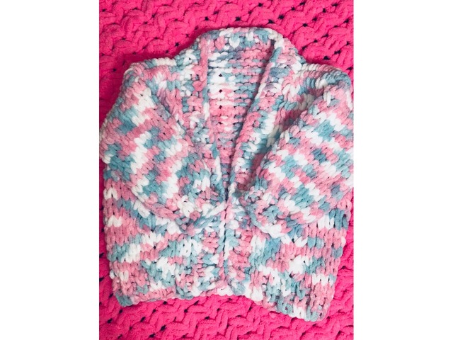 Кардиган ручної робити для дівчинки 2-3 роки