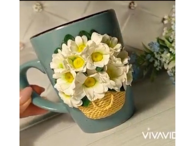 Чашка з декором із полімерної глини