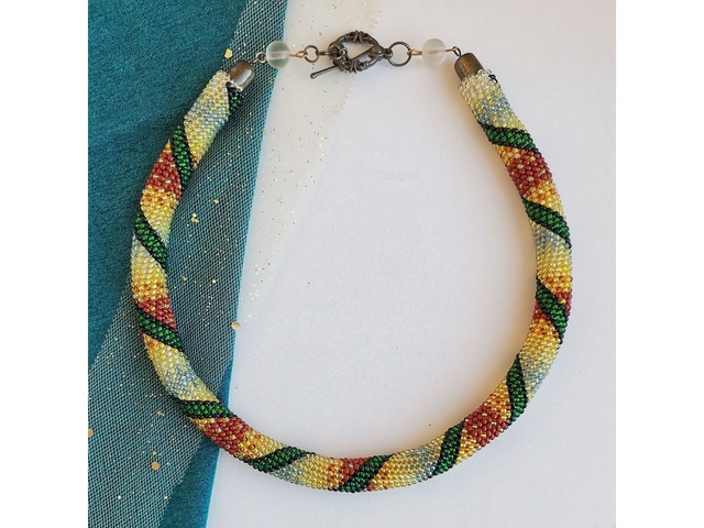 Прикраса із бісеру кольє-джгут "Чарівний ліс"