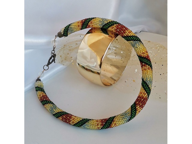 Прикраса із бісеру кольє-джгут "Чарівний ліс"