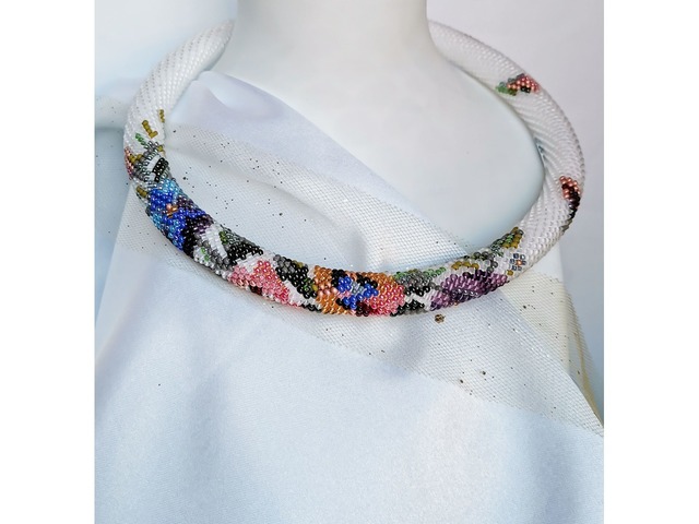 Прикраса із бісеру кольє-джгут "Польовий букет"