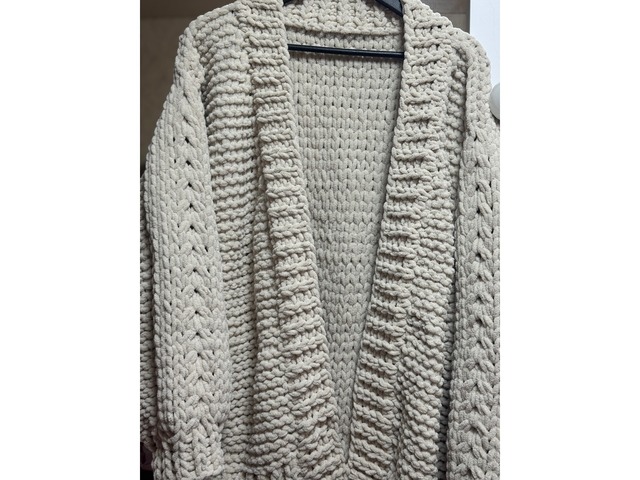 Кардиган ручної роботи