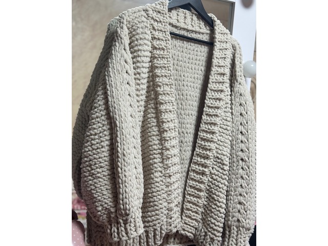 Кардиган ручної роботи