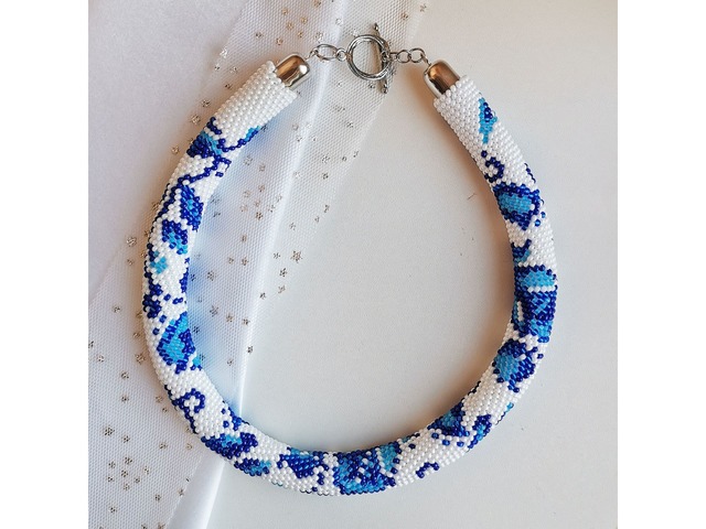 Прикраса із бісеру кольє-джгут "Морозна квітка"