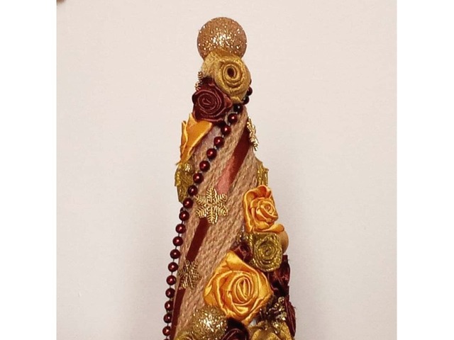 Міні новорічна ялинка в стилі бохо