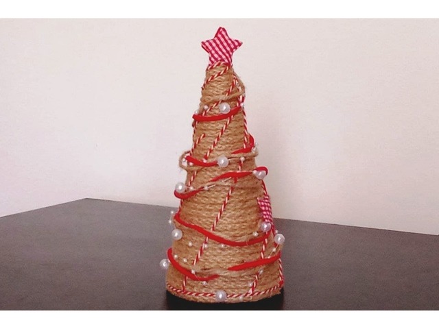 Міні новорічна ялинка – сувенір та декор