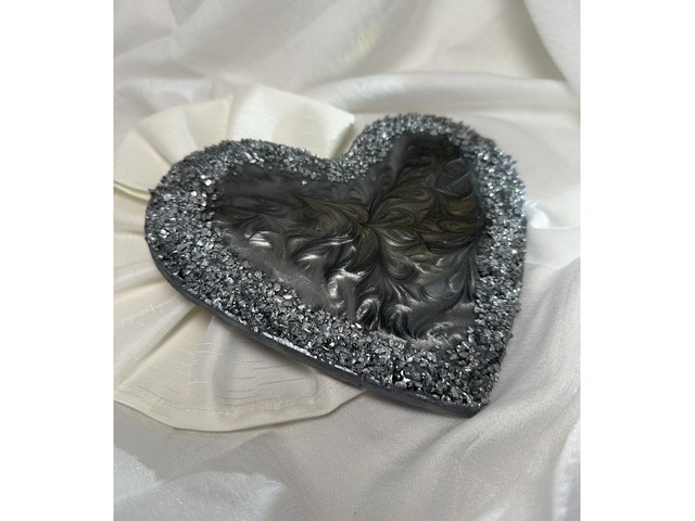 Декоративна підставка *Серце* з епоксидної смоли для прикрас, свічок.