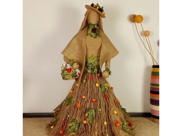 Інтер’єрна текстильна лялька “Садова фея” (120 см) – етно декор ручної роботи