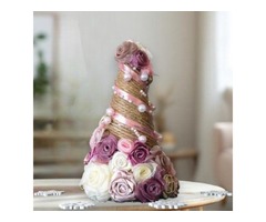 Маленька сувенірна настільна ялинка