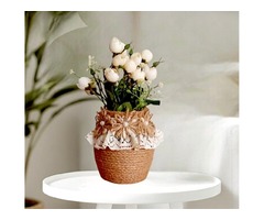 Мила вазочка для квітів