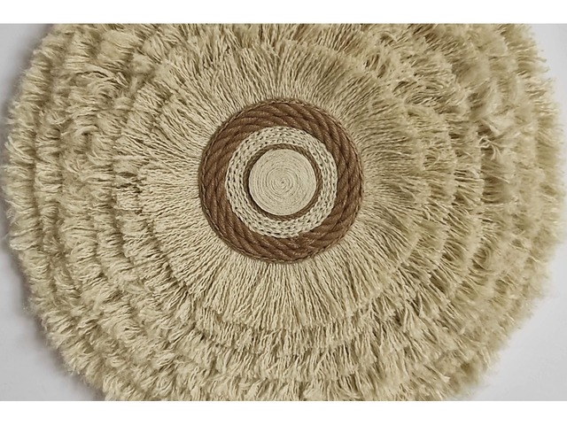 Круглий настінний декор у стилі лофт (молочний колір, 75 см)