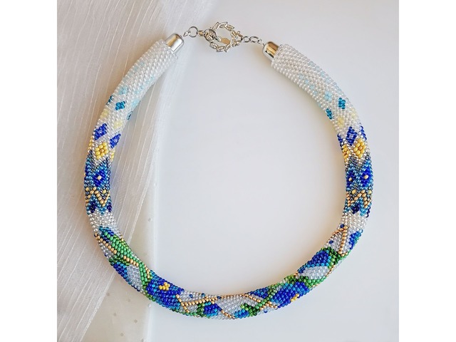 Прикраса із бісеру кольє-джгут "Волошковий танок"