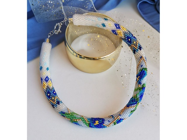 Прикраса із бісеру кольє-джгут "Волошковий танок"