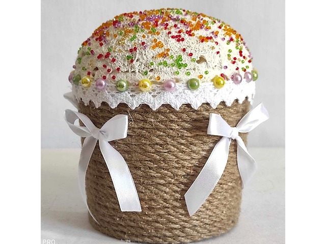 Великодній подарунок – декоративна пасочка