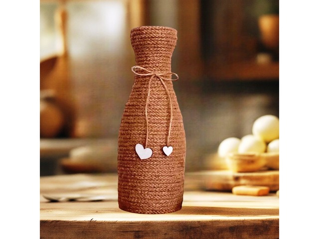 Декоративна ваза з пляшки – рустикальний декор у стилі шеббі шик