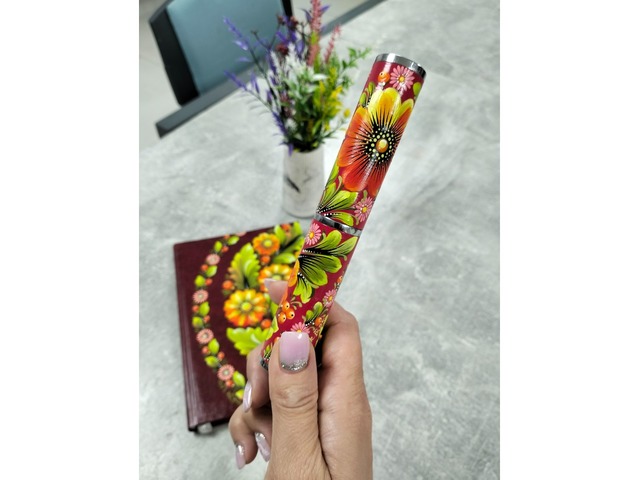 Набір "Тепло думок". Авторський розпис палітурки блокноту і ручки з футляром