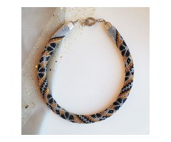 Прикраса із бісеру кольє-джгут 