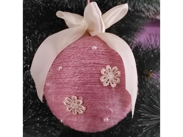 Велика красива Різдвяна куля ручної роботи, декор та подарунок