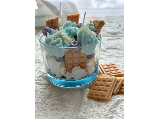 Аромасвічка-десерт ручної роботи «Чорничний мус»