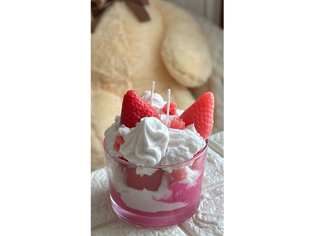 Свічка Полунично малиновий пломбір