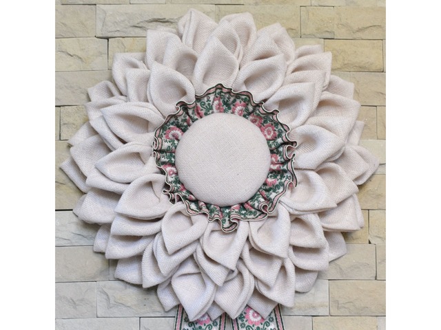 Декоративний вінок з білої мішковини у стилі рустик/прованс, діаметр 52 см