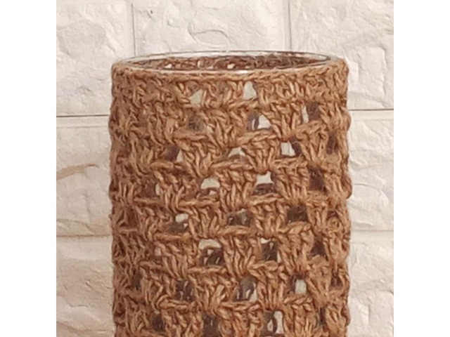 Оригінальна ваза в стилі бохо скляна основа з джутовим декором висота 20 см