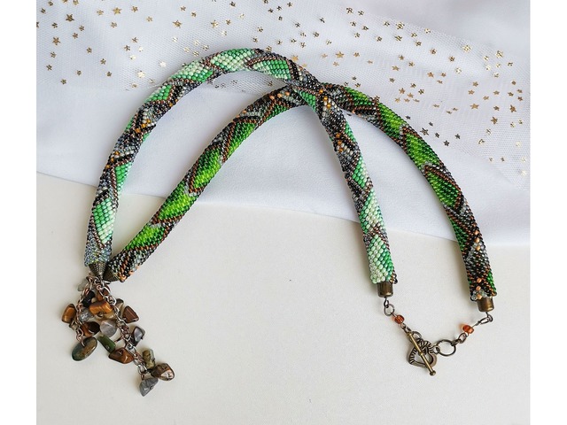 Прикраса із бісеру кольє-джгут "Лісова казка"
