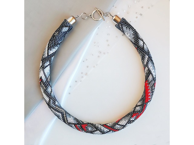 Прикраса із бісеру кольє-джгут "Шепіт полум'я"