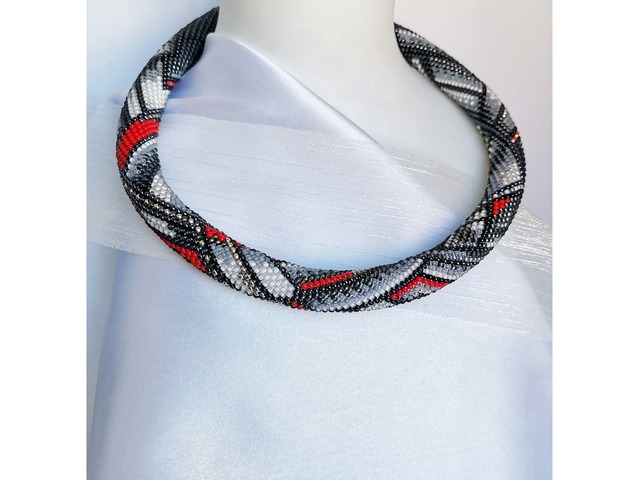 Прикраса із бісеру кольє-джгут "Шепіт полум'я"