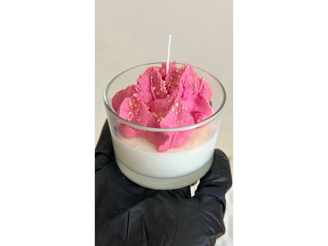 Соєва свічка Ручної Роботи *Полуничний десерт*