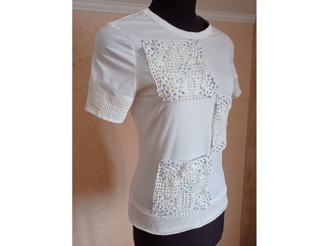 Футболка женская