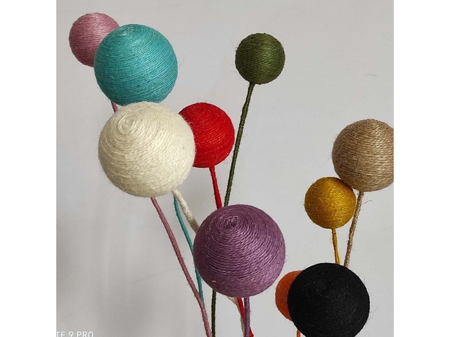 Декоративні кулі на довгій ніжці для високих ваз