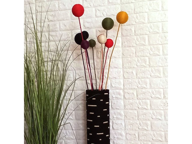 Декоративні кулі на довгій ніжці для високих ваз