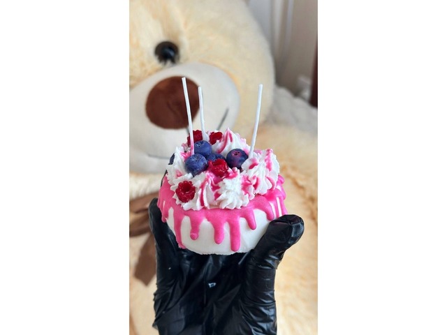 Соєва десертна свічка ручної роботи *Ягідний десерт*