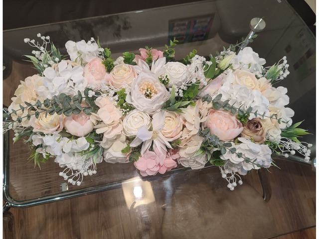 Весільні букети, декорування весілля, квіткові композиції на стіл наречених