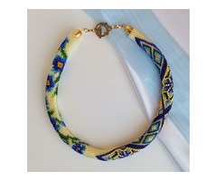 Прикраса із бісеру кольє-джгут 