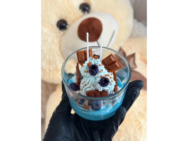 Аромасвічка-десерт ручної роботи Шоколадна шовковиця