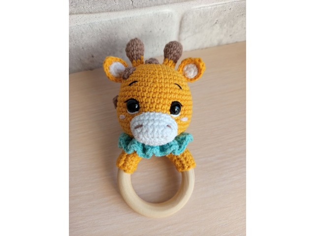 Брязкальце жирафик, ручна робота