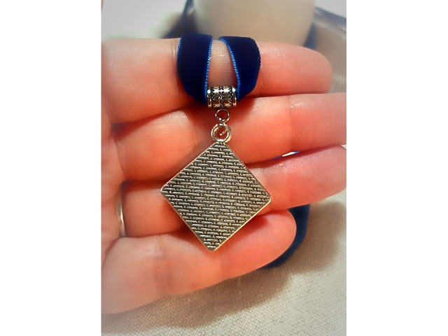 Підвіс Алатир Оберіг. Чокер . Мікровишивка.