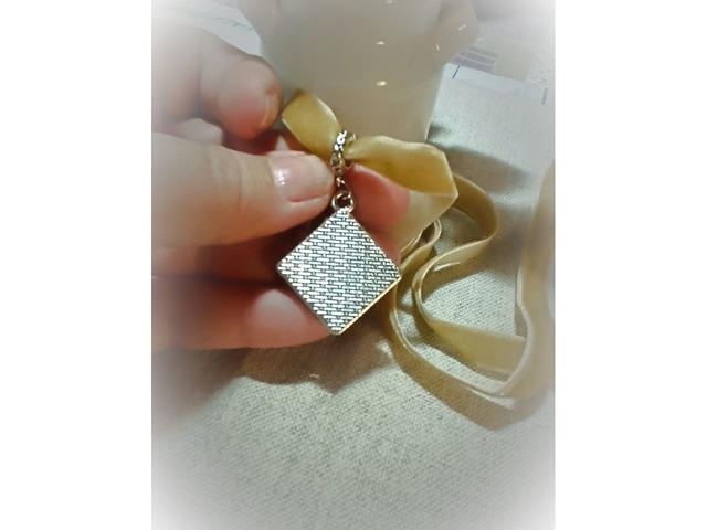 Підвіс Алатир Оберіг. Чокер . Мікровишивка.