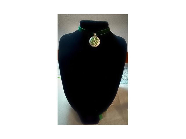 Підвіс Алатир Оберіг. Чокер . Мікровишивка.