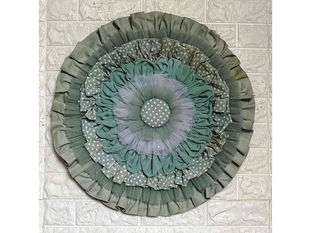 Круглий настінний декор у кольорі шалфей, діаметр 60 см