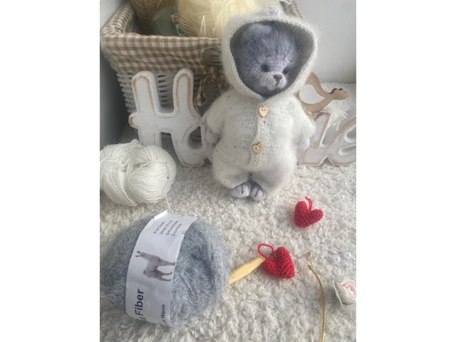 В’язаний мімішний котик на подарунок