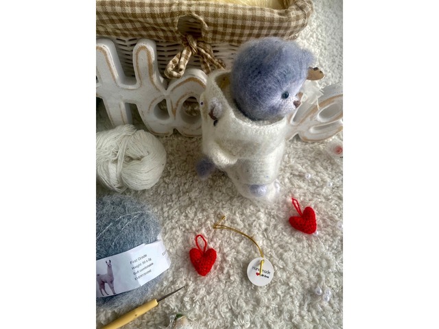 В’язаний мімішний котик на подарунок