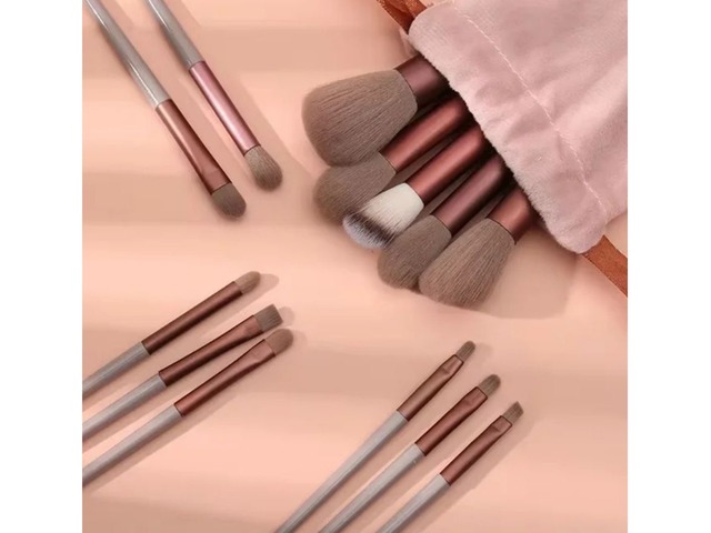 Пензлі для макіяжу - нові