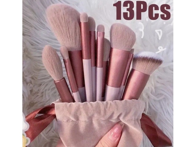 Пензлі для макіяжу - нові