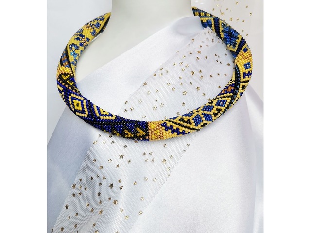 Прикраса із бісеру кольє-джгут "Єднання"