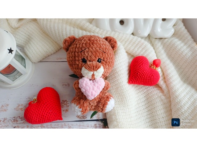 Плюшеве Ведмежа гачком амігурумі