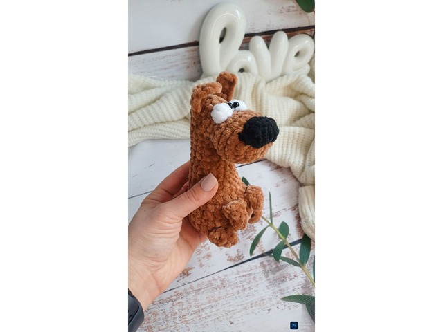 В'язаний песик амігурумі