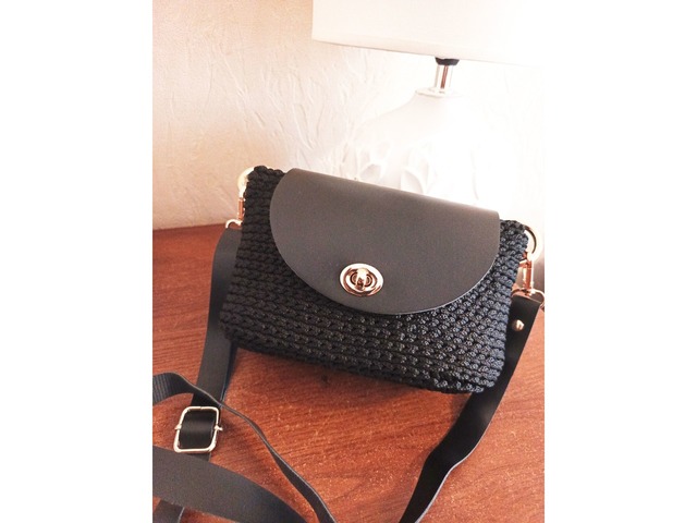 Сумка через плече